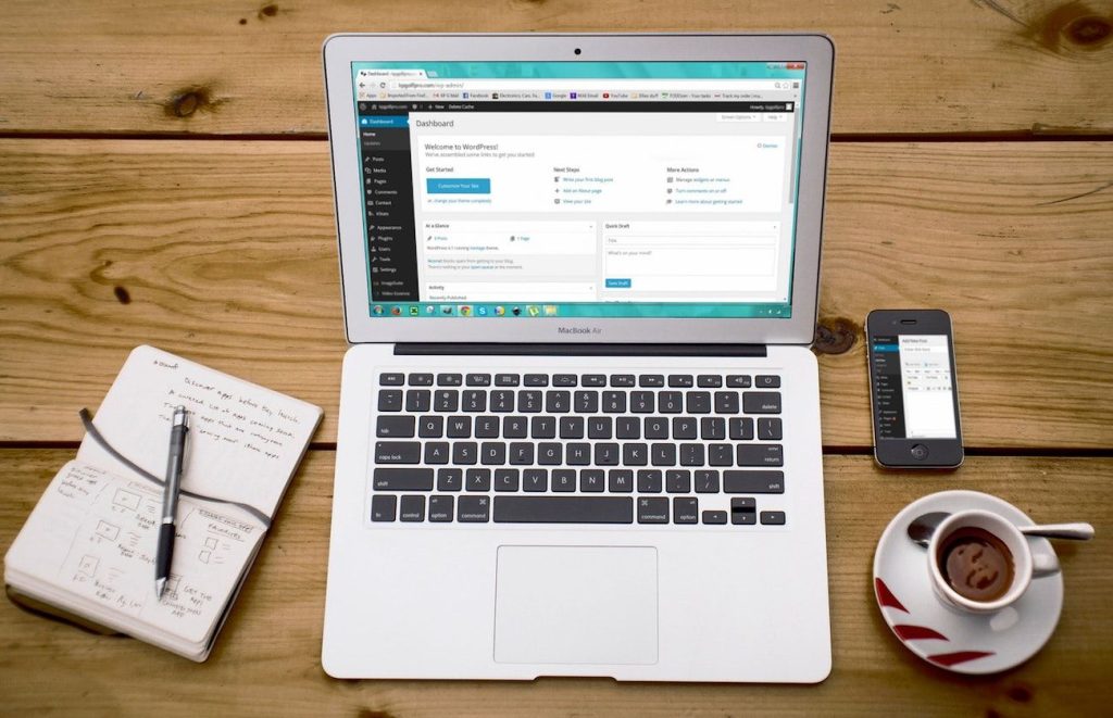 Top 10 Personal Finance Blogs You Should Follow in 2025